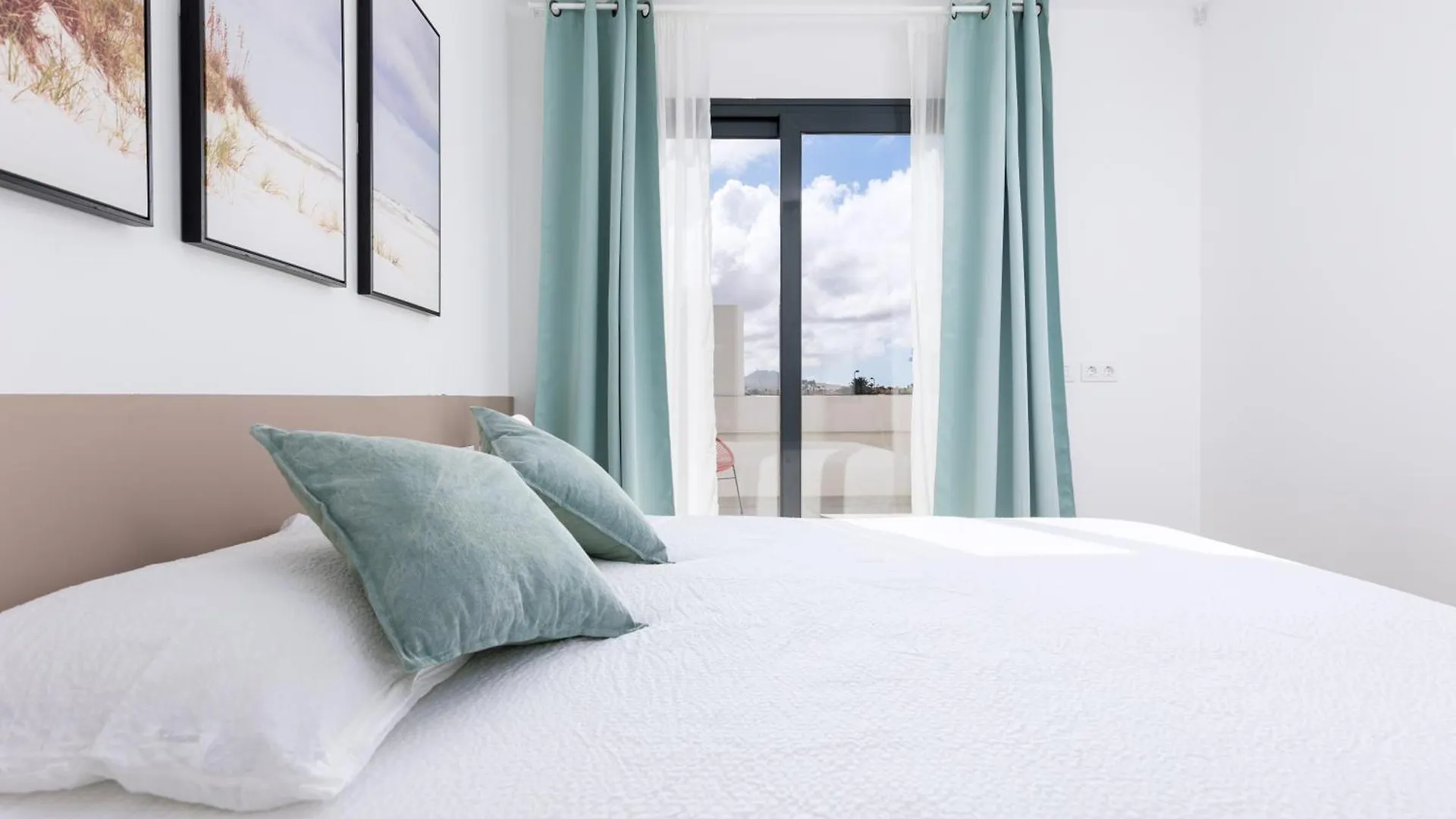 Апартаменты Home2Book Modern Oasis & Pool Near Corralejo Beach Ла-Олива